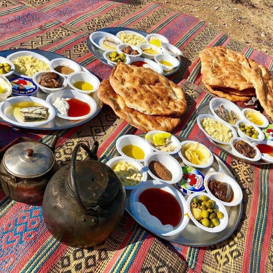 Petra Cabin Inn Hostel&Resturant Вади Муса Экстерьер фото
